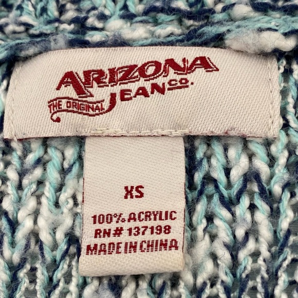 Arizona Jeans Acrylic Sweater. Juniors size XS.  Like New. Side Slits. - Picture 12 of 12